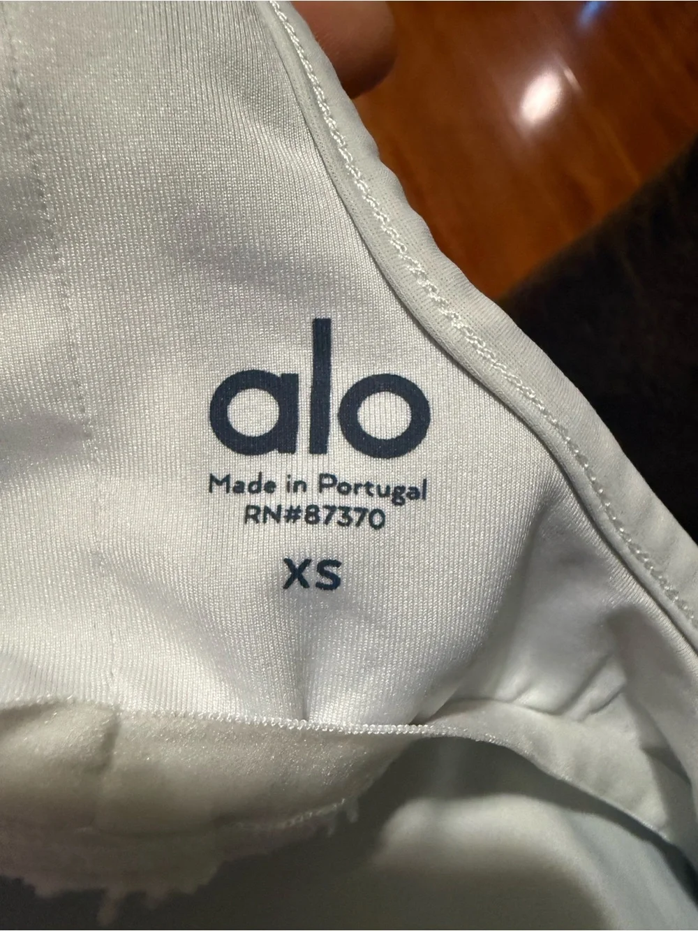ALO Yoga soft white